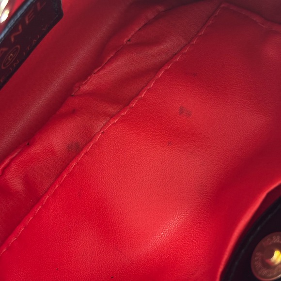 CC Black Quilted Leather Crossbody with Gold Chain - Picture 5 of 10